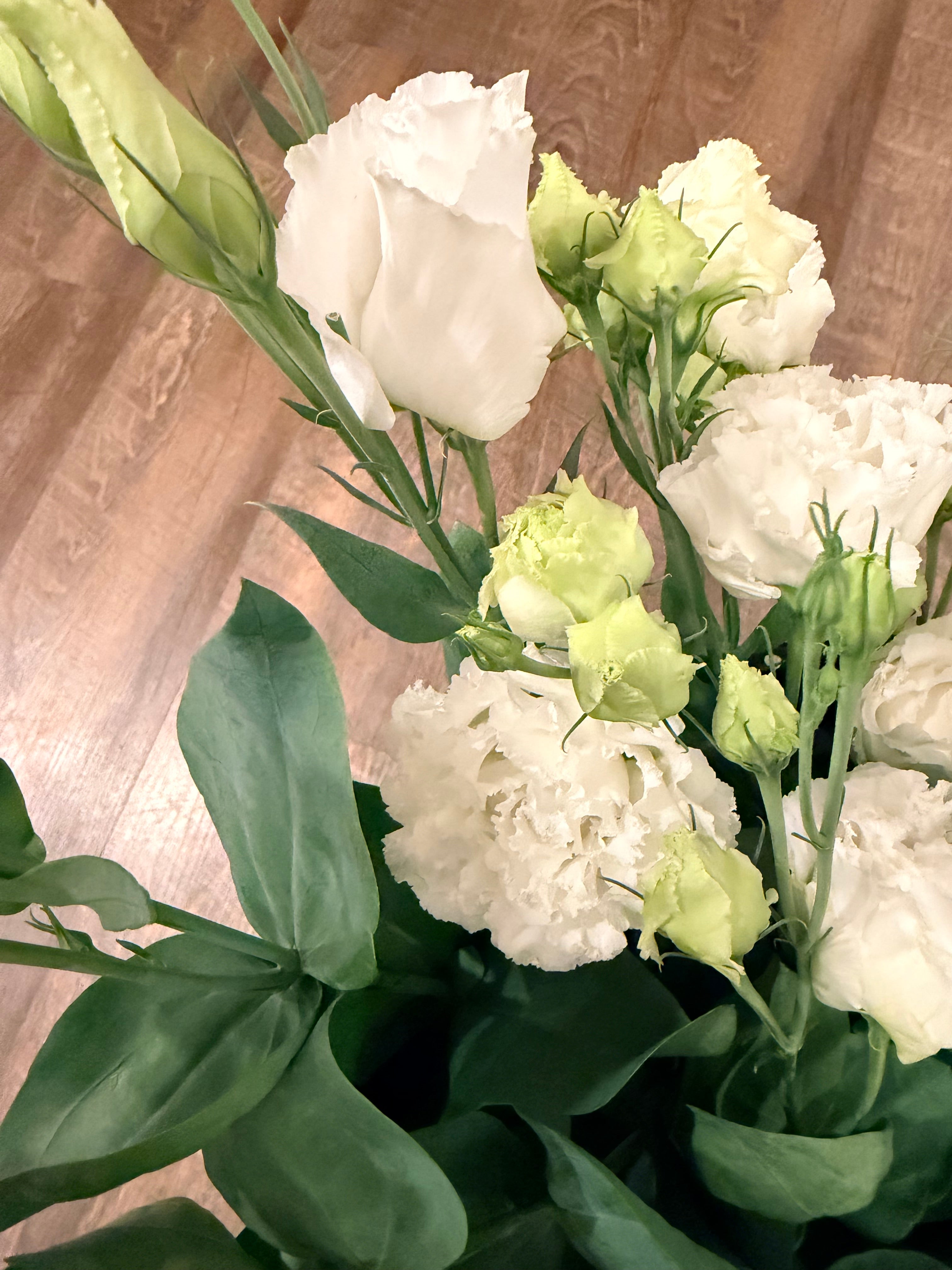 Lisianthus - White - Bundle of 10